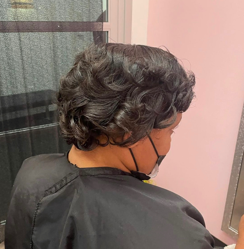 Short Natural Blow Out