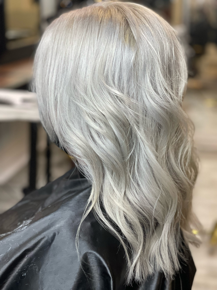Full Head Bleach Out at Haiir By Samm in Bakersfield, CA