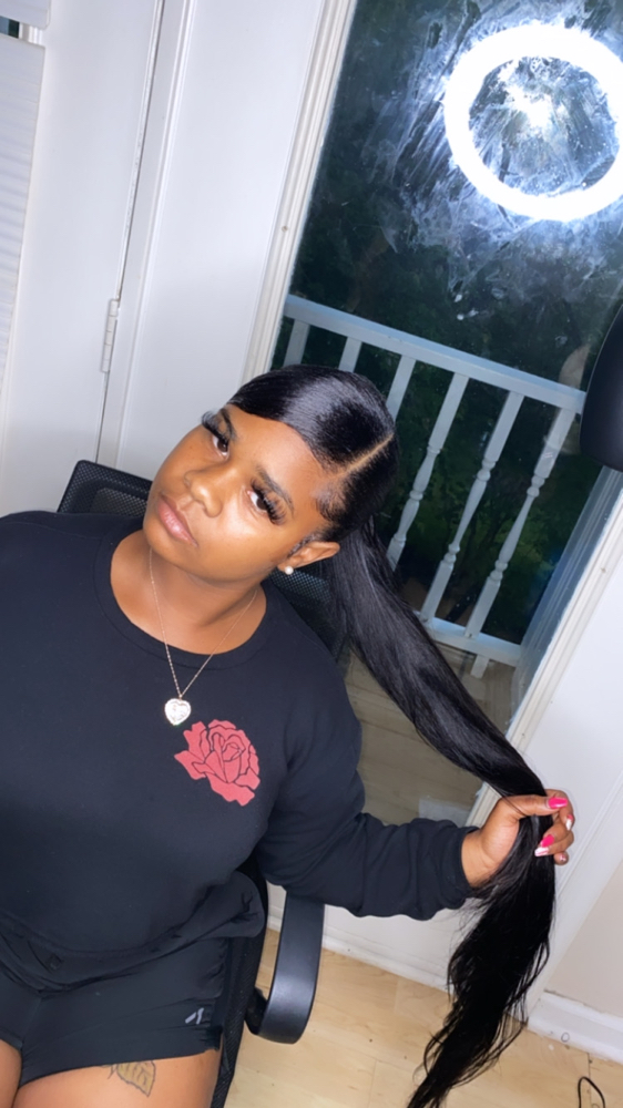 Frontal ponytail