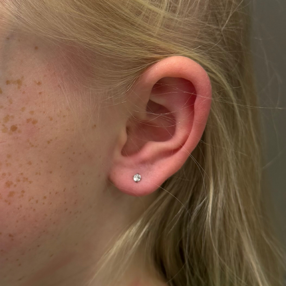 Kids (5-8yrs Old) Titanium Flatback at JCR Piercings in Waukegan, IL