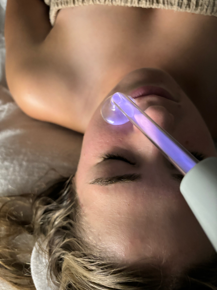 Custom Blend Facial w/ HF