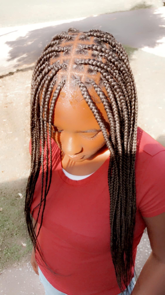 Small/Medium Knotless Braids