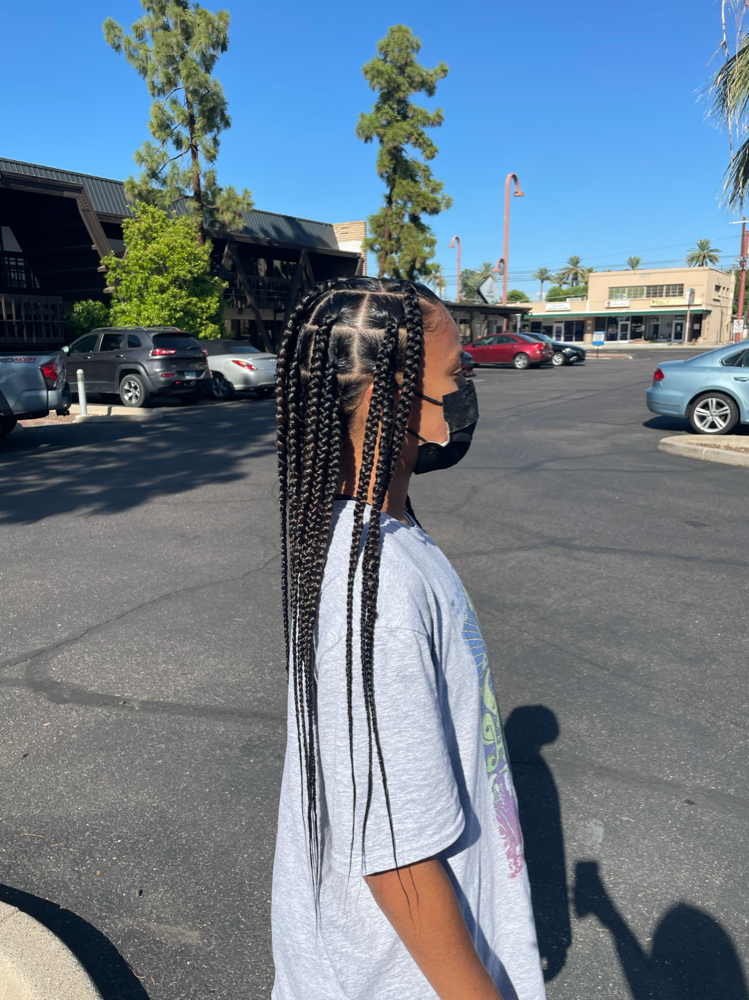Medium Knotless (Hair Included)