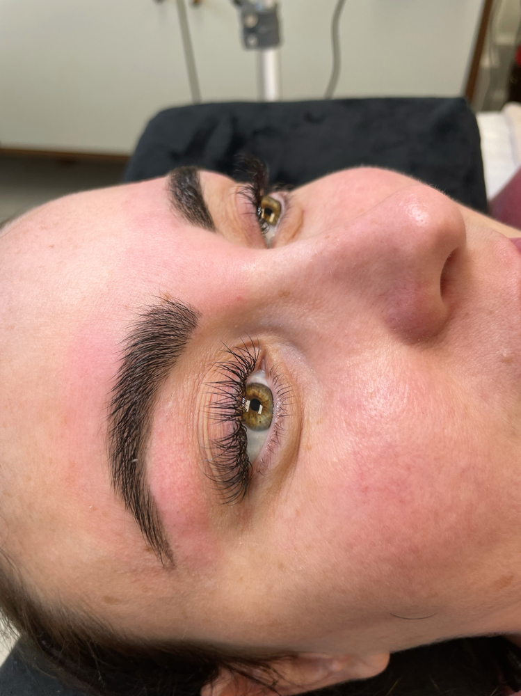 Brow Wax & Tint
