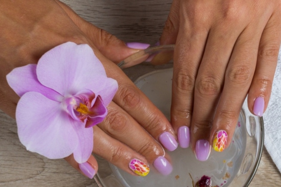 Gel Manicure (Dry)