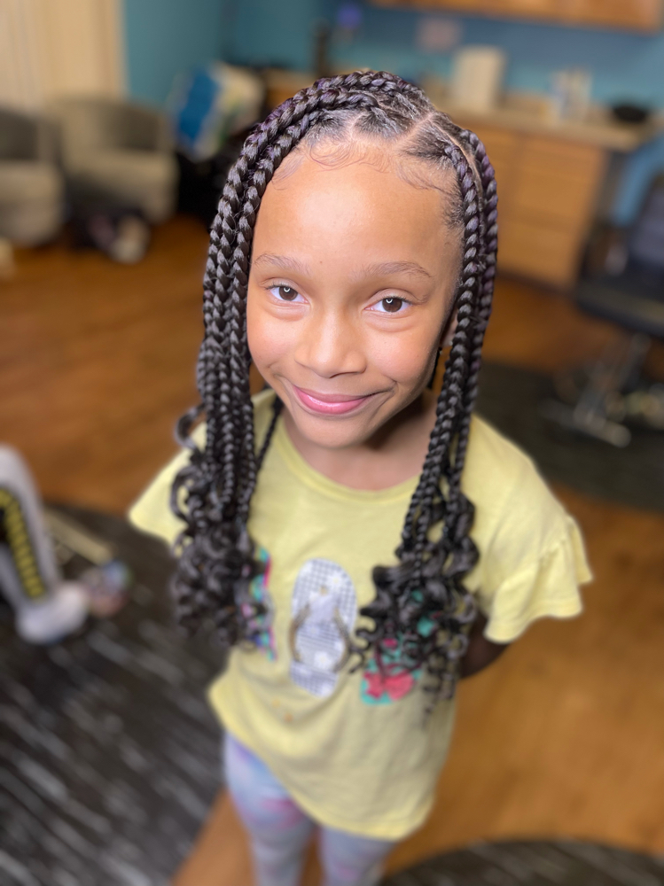 Kids Medium Knotless (ages 10- 13) at Drea’s hair design in Oakland, CA