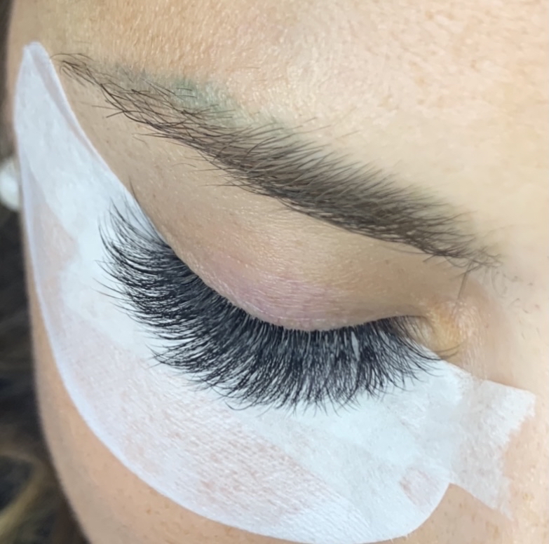 Volume Lash Fill (2-3 Weeks)