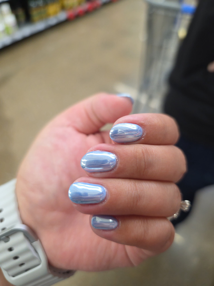 Chrome/ Cat eye at jamileesnailz in De Soto, MO