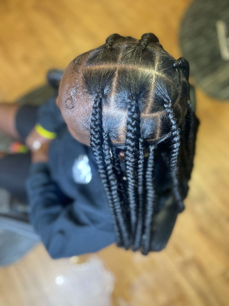 JUMBO/LARGE KNOTLESS at Drea’s hair design in Oakland, CA