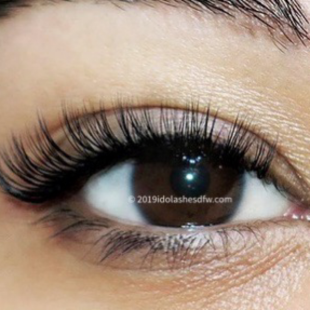 Hybrid Fuller Set at I Do Lashes in Frisco, TX