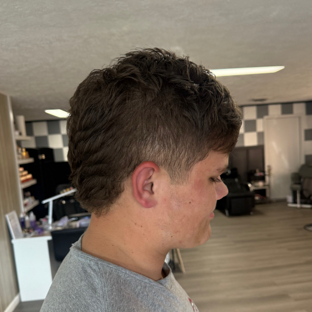 Men's Cut at Limitless Salon & Spa in Edinburgh, IN
