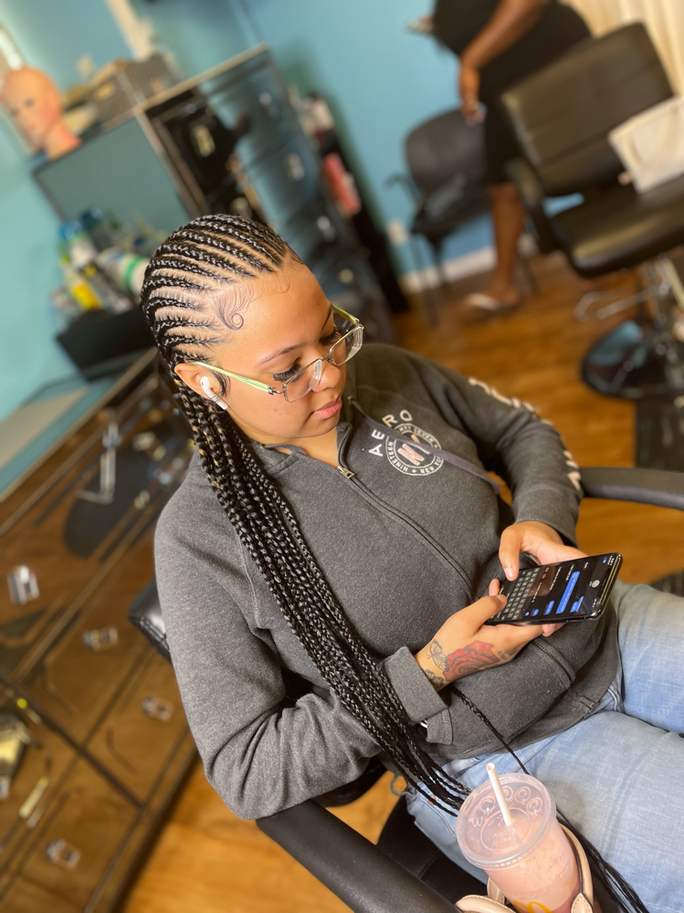 SMEDIUM STRAIGHT BACK at Drea’s hair design in Oakland, CA