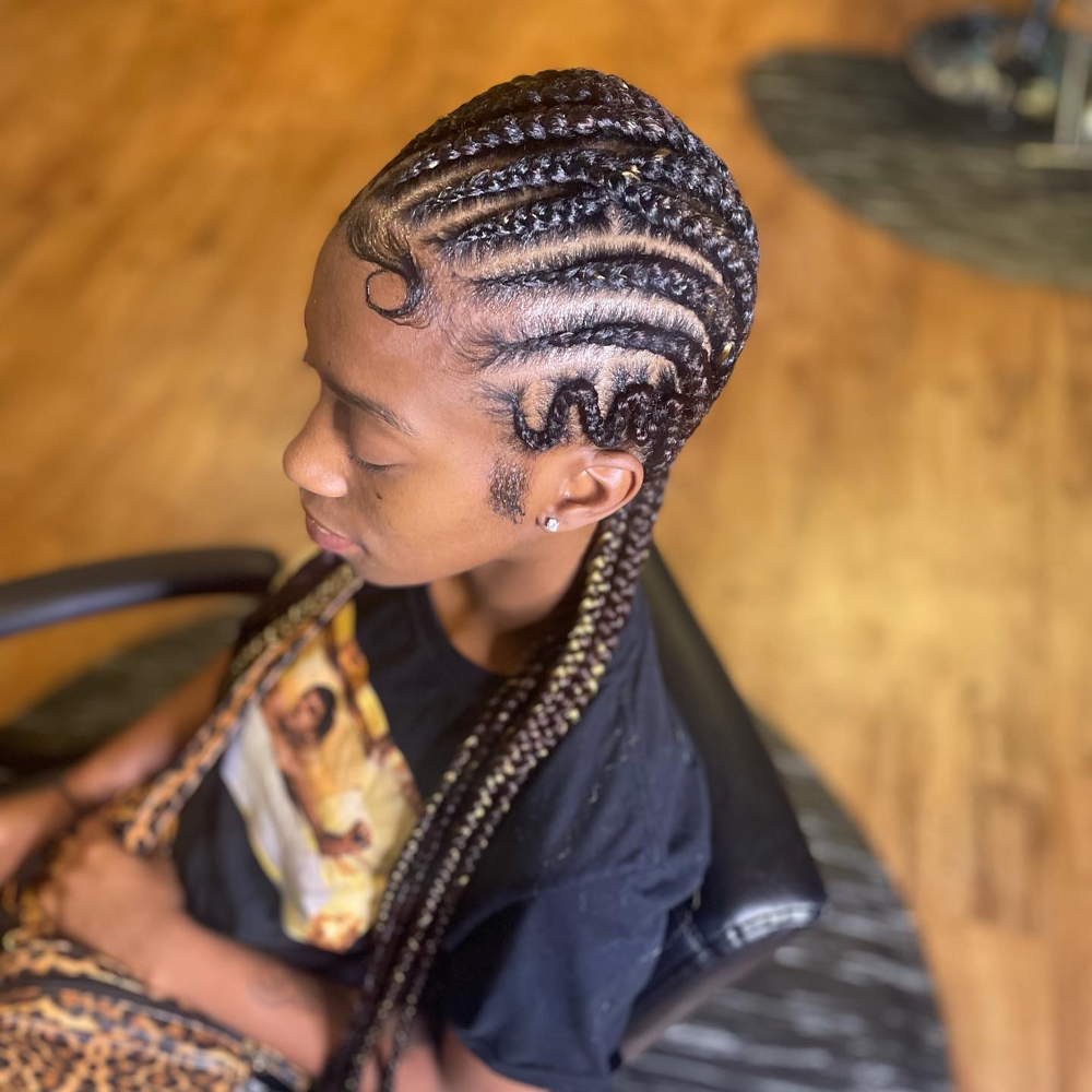 STRAIGHT BACK W/ DESIGN at Drea’s hair design in Oakland, CA