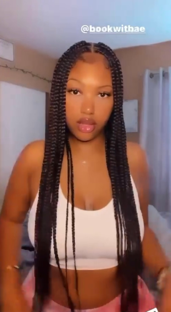 POETIC JUSTICE (MED/LG BOX BRAIDS) at Drea’s hair design in Oakland, CA