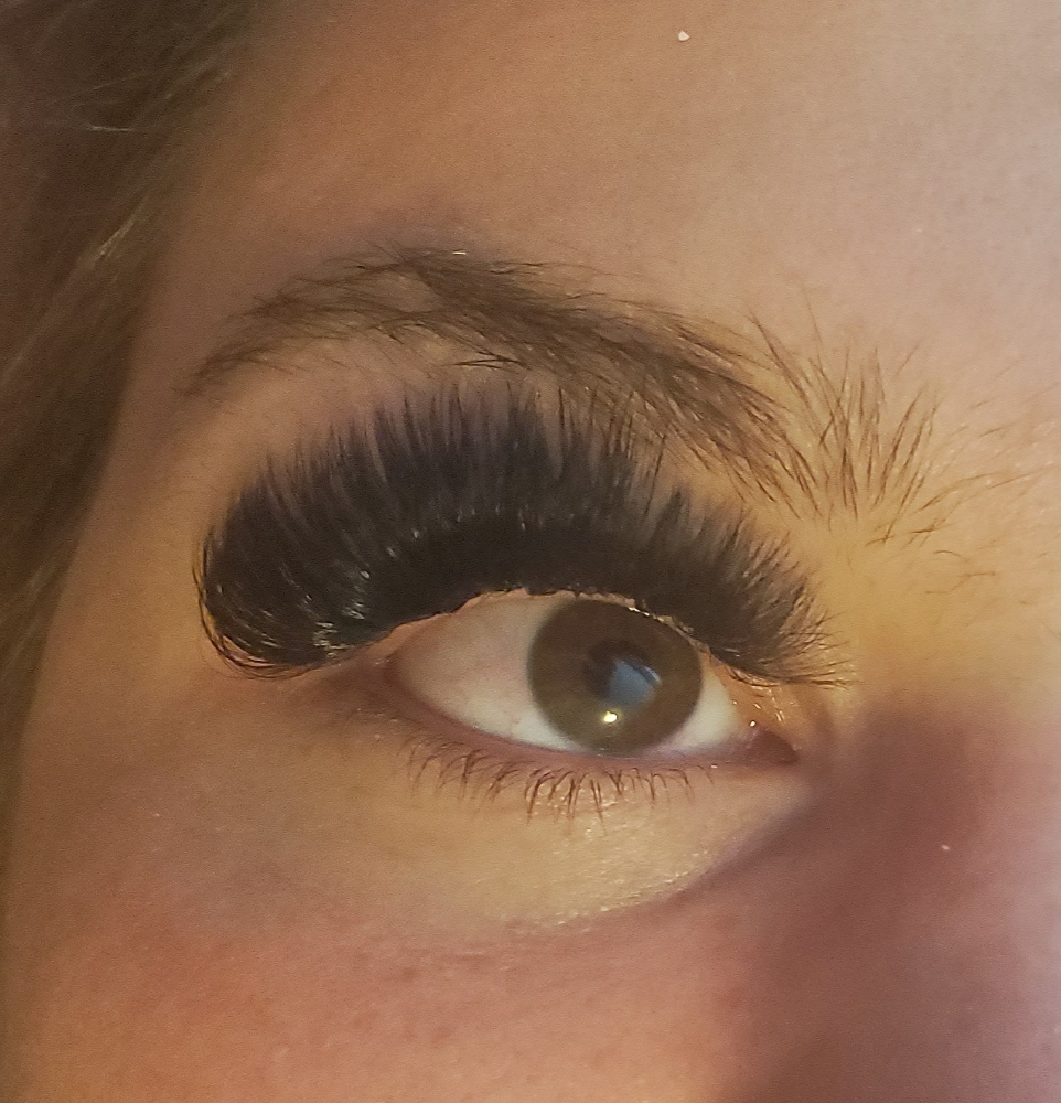 New Set Of Mega Volume Lashes