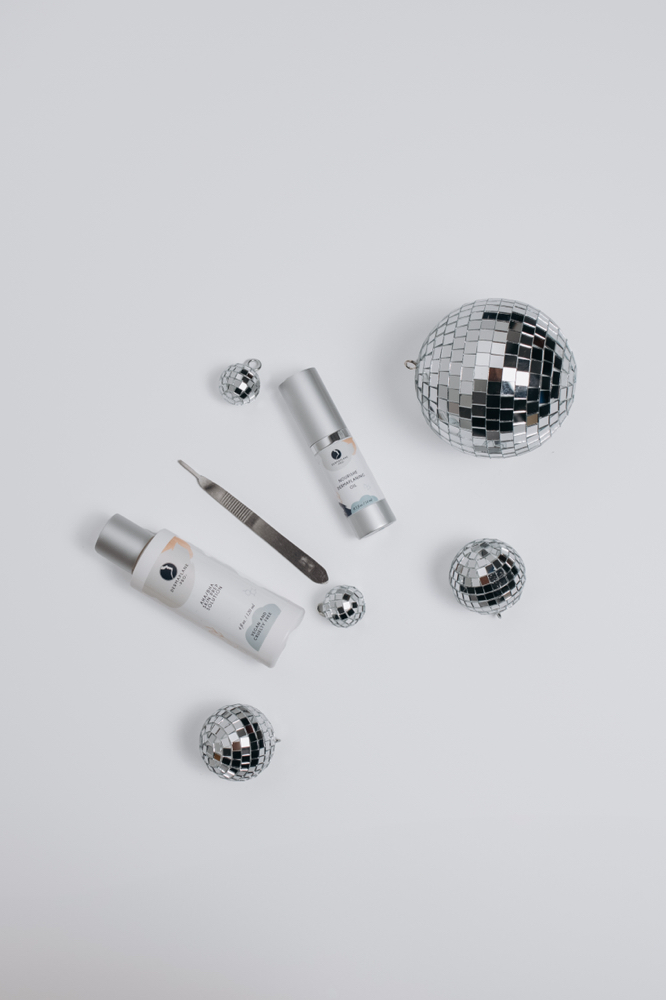 Dewy Disco Queen: Dermaplane Facial