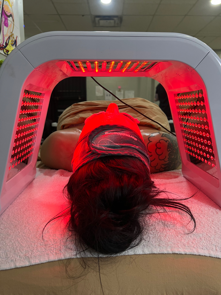 1 Hour Customized Facial