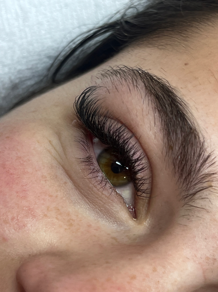 Hybrid Full Set Lash Extensions