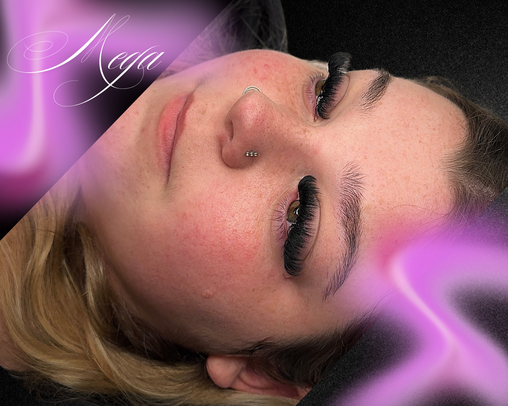 Mega Lash Set 🖤 at 𝕂𝕒𝕪𝕪 𝕋𝕙𝕖 𝕋𝕖𝕔𝕙 in Apex, NC