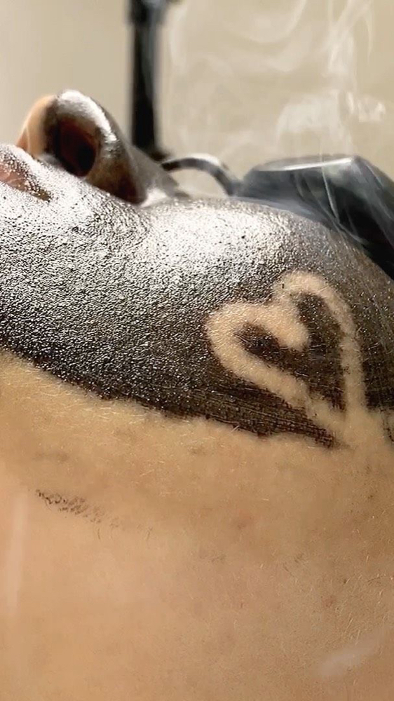 Hollywood Peel ᥫ᭡ at Angell.Skiinn in Mayaguez, PR