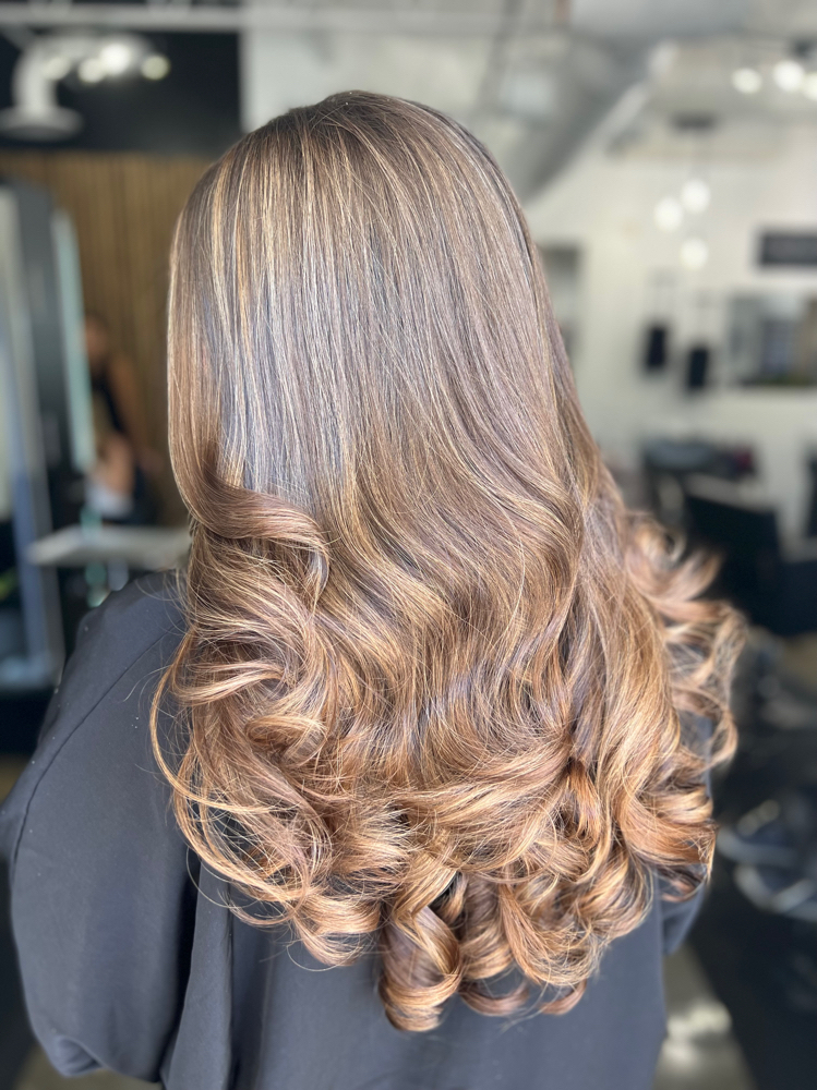 Retouch & Full Blonding at Ashley Mia Hair in St.Petersburg, FL