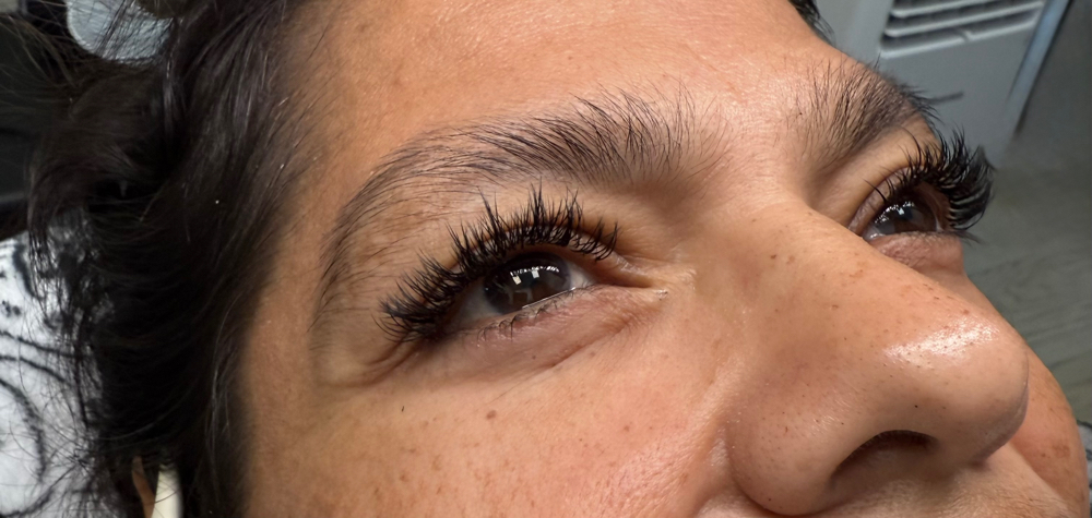 Full Set Hybrid Eyelash Extensions at V Rich Salon in Austin, TX