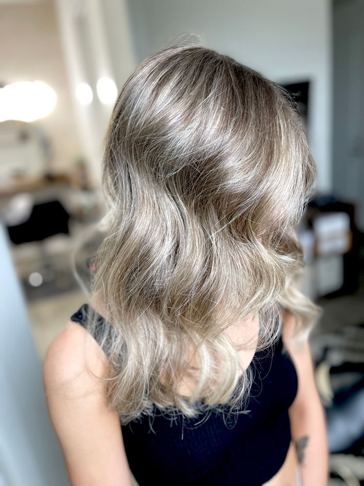 🌾 The Blended Blonde