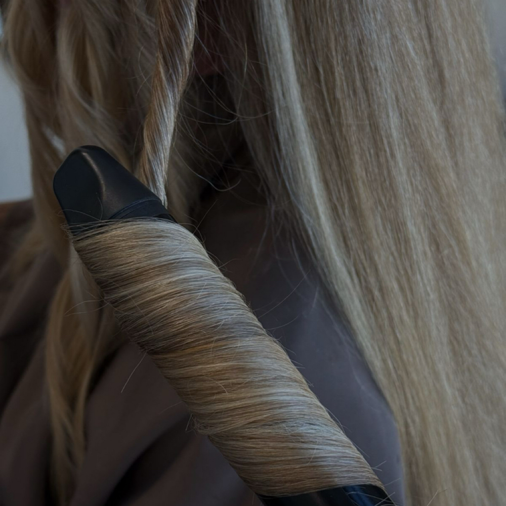 Shampoo + Style at Brooke Kenzie + Co Beauty Lounge in Lawrenceburg, IN