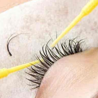 EYELASH REMOVAL WITH EXTENSION FREE