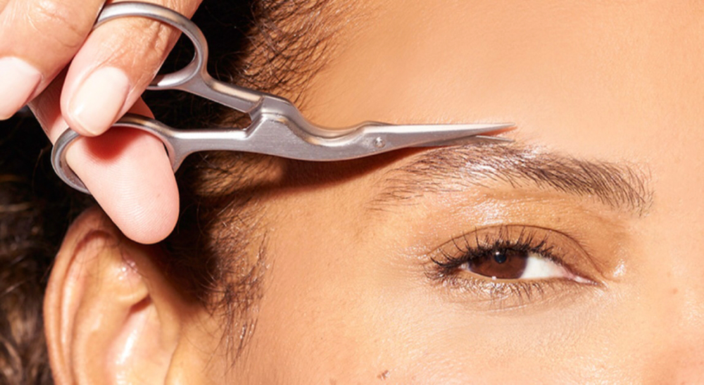 Eyebrow Cleanup