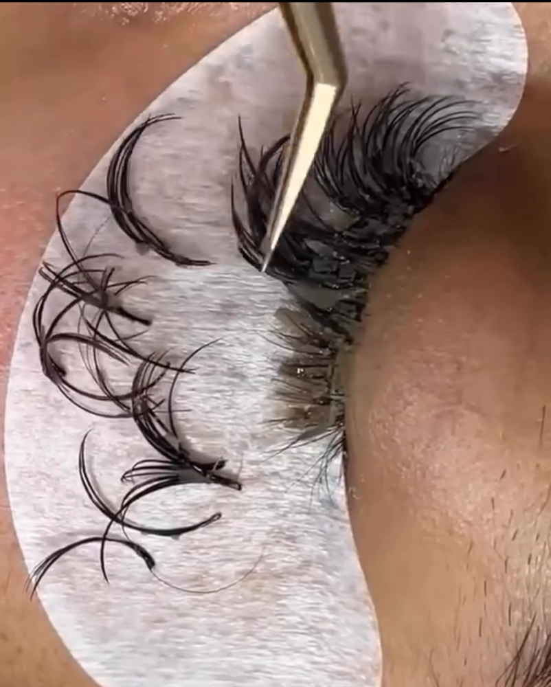 Lash Removal