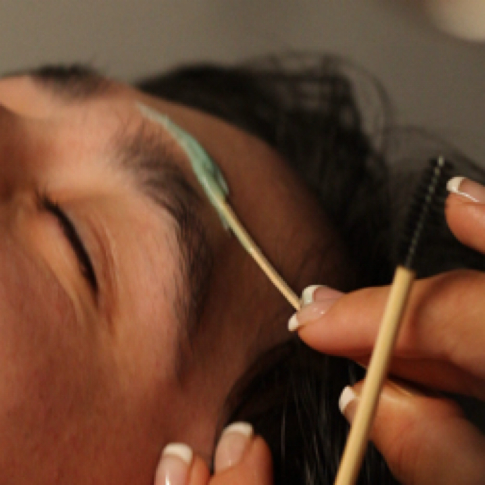 Eyebrow Wax at VQLashes in Napa, CA
