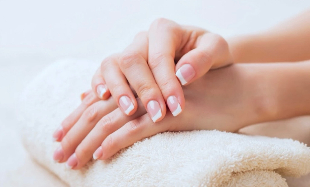 Gel Soak + Hot Towel Only