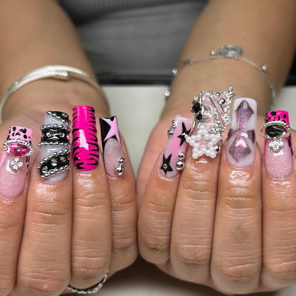 Gelx Freestyle at Glamour Salon in Garden City, KS