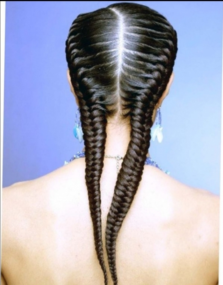 2 GOODESS BRAIDS