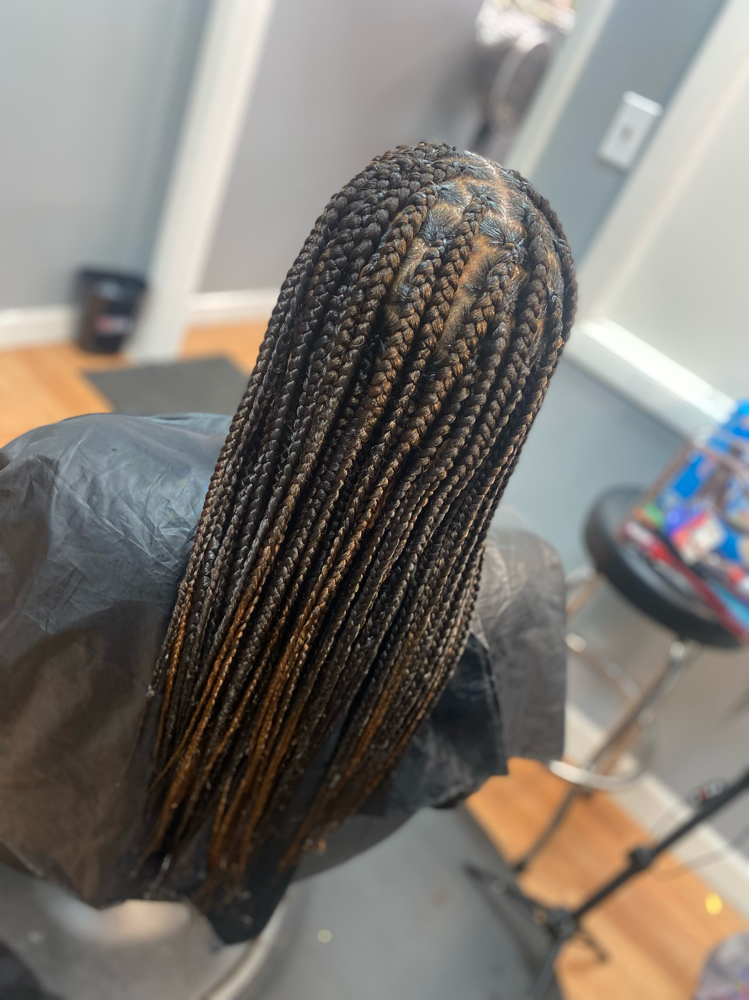 BoxBraids\Knotless Small