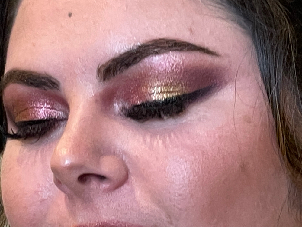 Full-Face MakeUp