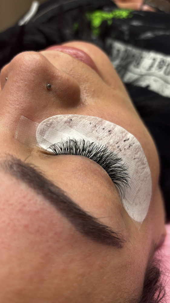 Hybrid 3 Week Fill at Lashed_byyahaira in Horizon, TX