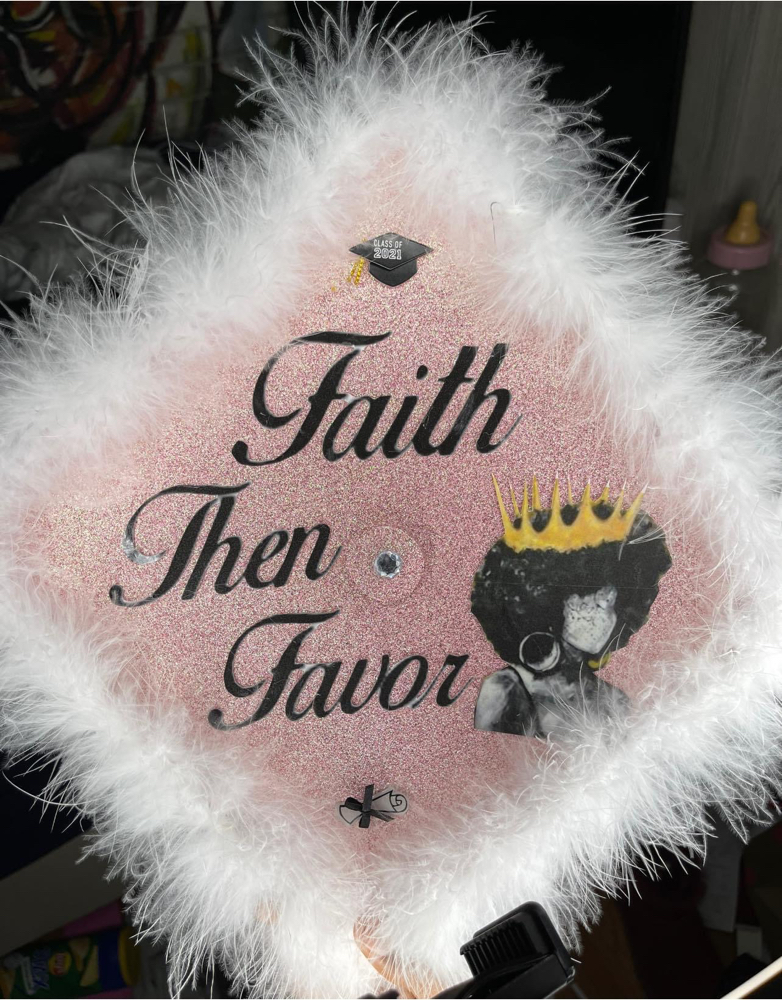 Graduation Caps 🥳💗