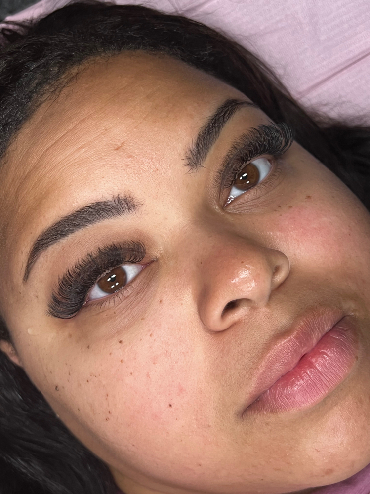 Hybrid Lashes
