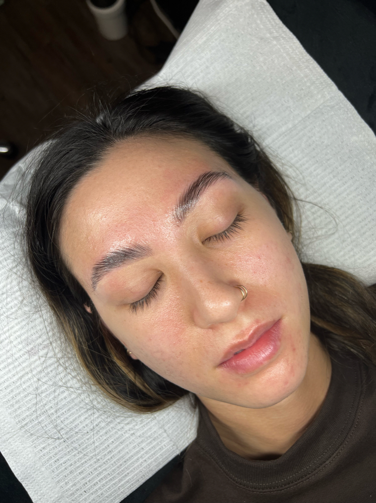 Brow Lamination + Brow Wax