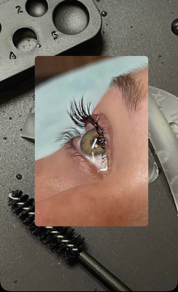 Lash lift and tint