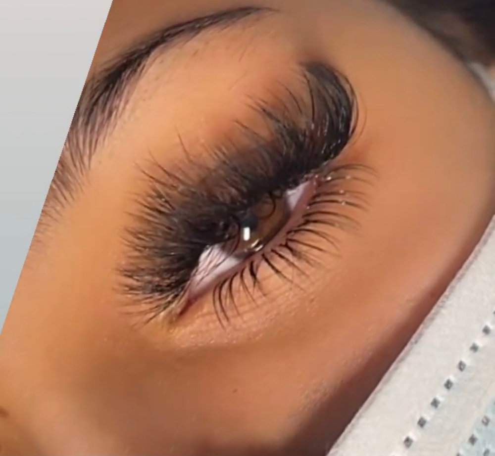 Bottom Lash Extentions