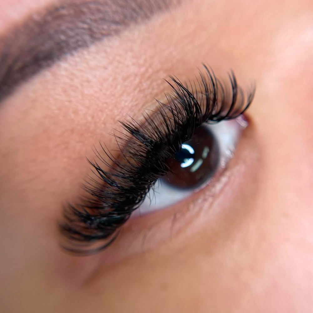Hybrid/Volume Fill at Lashes By Kash in Menomonee Falls, WI
