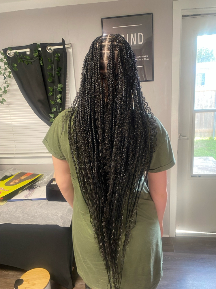 Small Knotless Braids