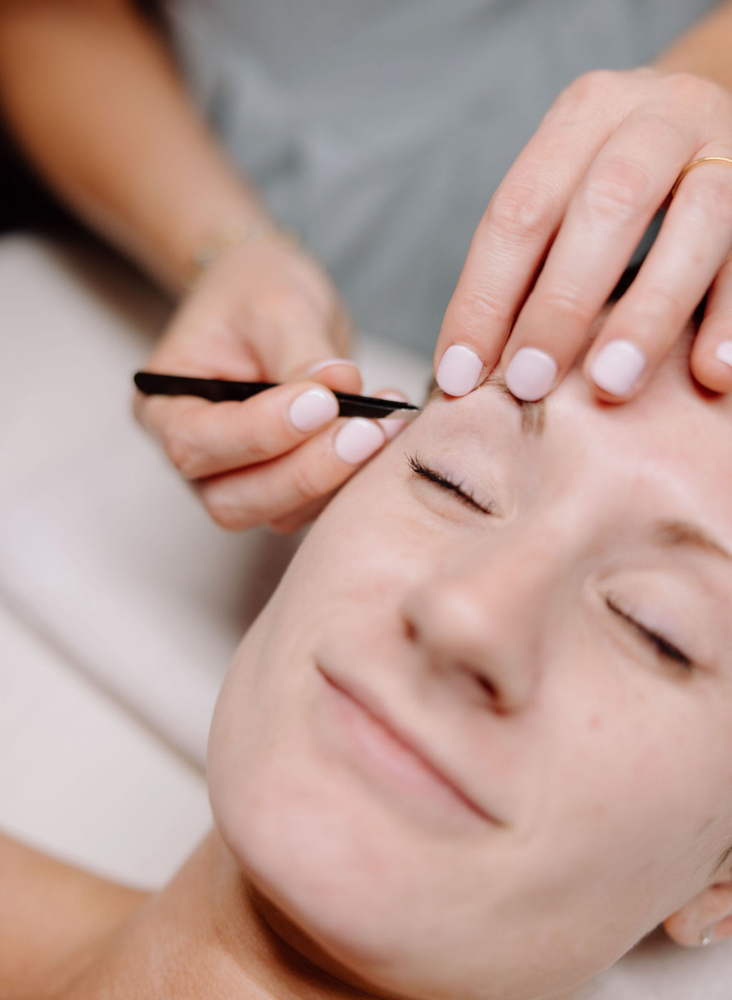 Eyebrow Wax