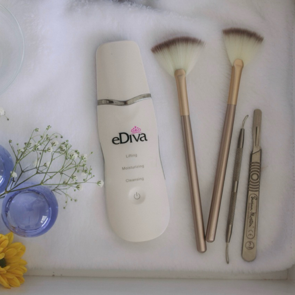 Glow Up (Anti-aging/ Brightening Facial) at The Rosie Touch in Valley Village, CA