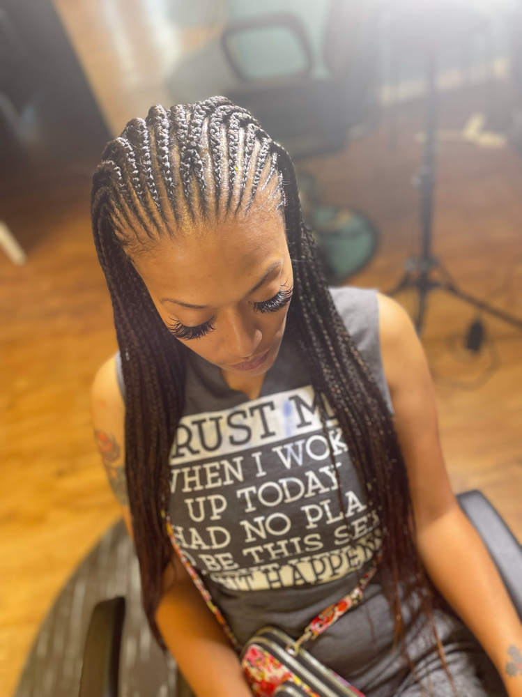 FEED INS W (smedium) KNOTLESS at Drea’s hair design in Oakland, CA