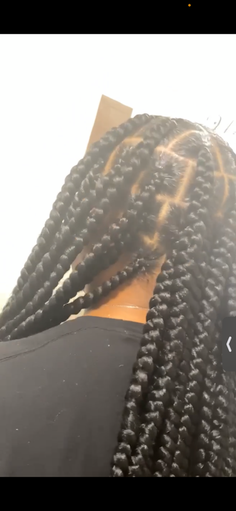 Large Knotless W Hair