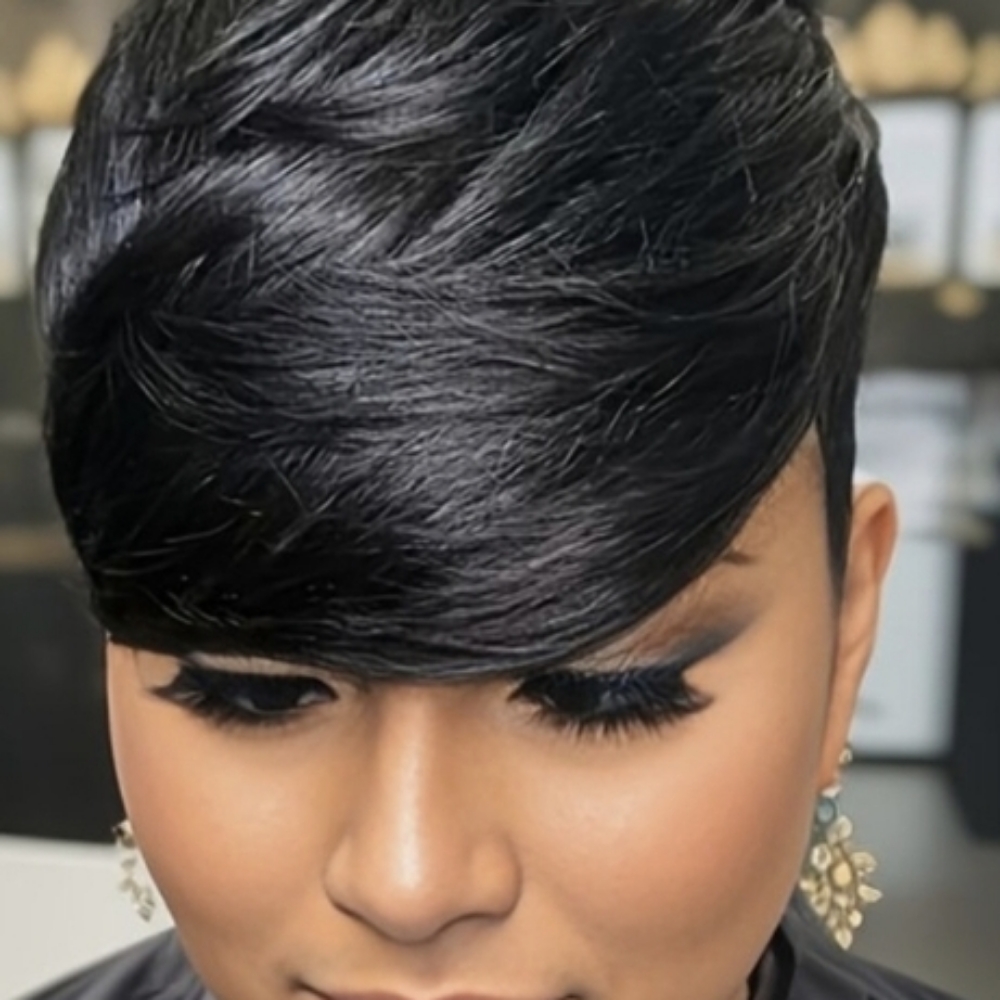 L.A. Short-Hair Care Experience at L.A.Stylez in Youngstown, OH